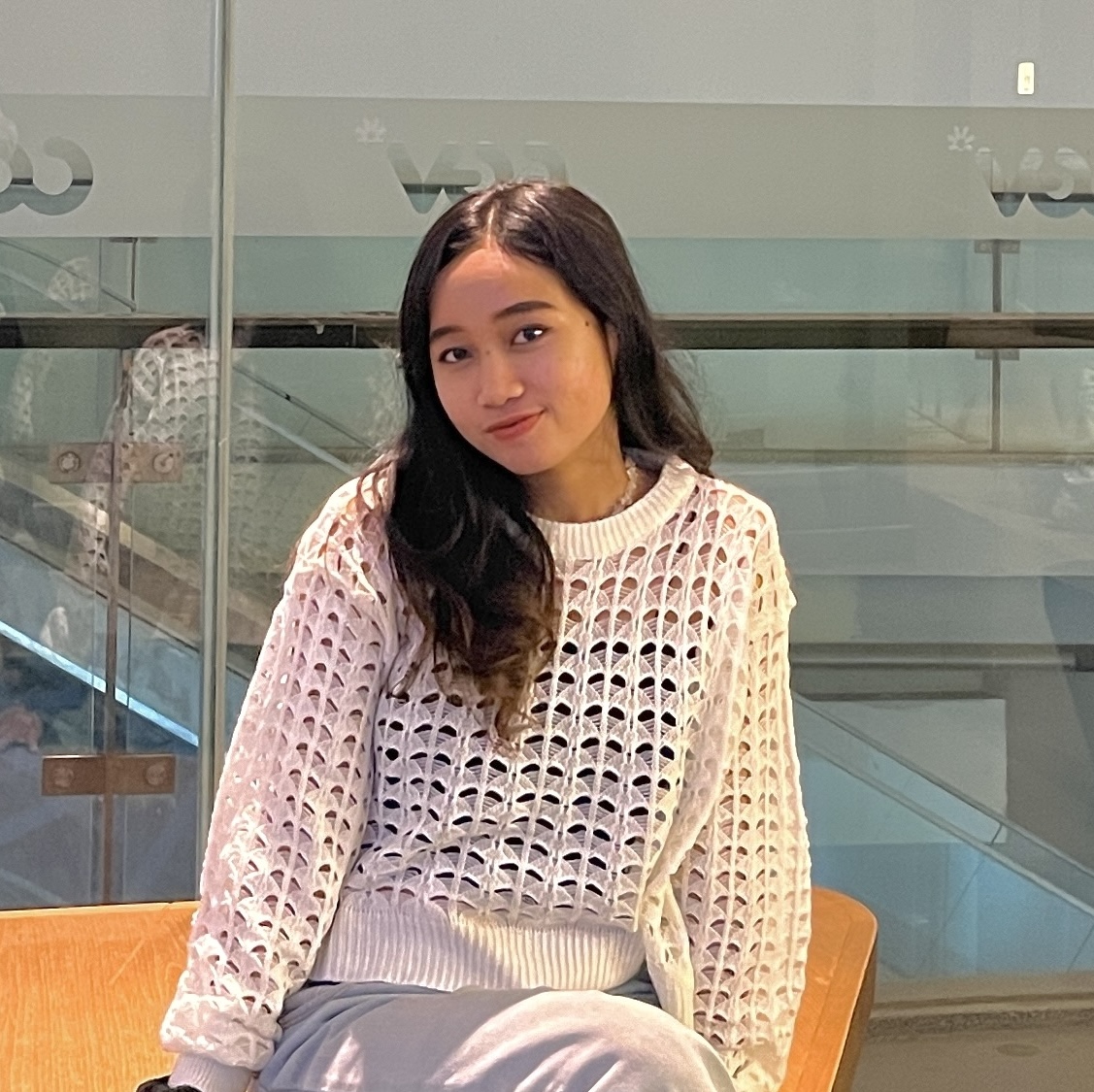Putri Indah O