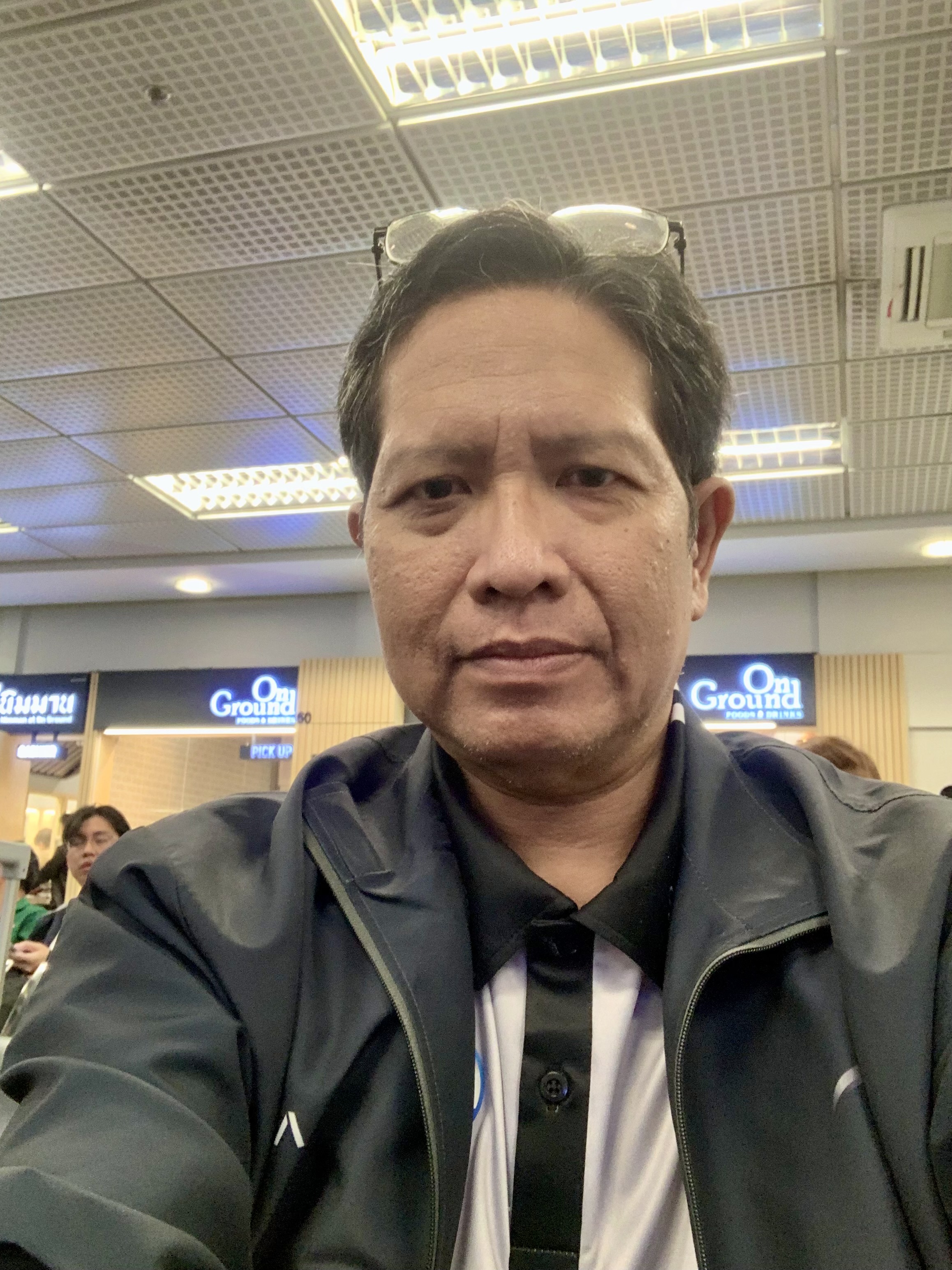 Chatchawin Petchlert